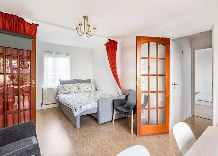 Quaintgarden Apartment@Near Tower Bridge & Big Ben